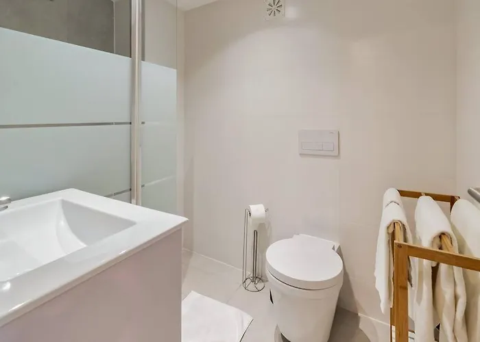 Апартаменты Portela House *