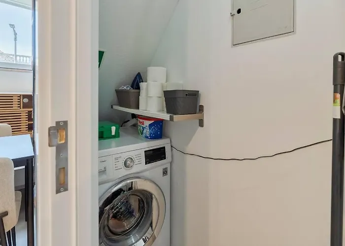 Portela House Апартаменты