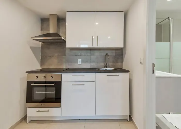 Portela House Апартаменты
