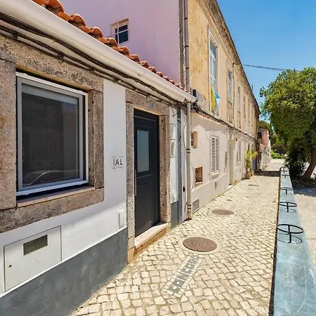 Portela House Setubal
