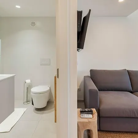Portela House Apartment Setúbal