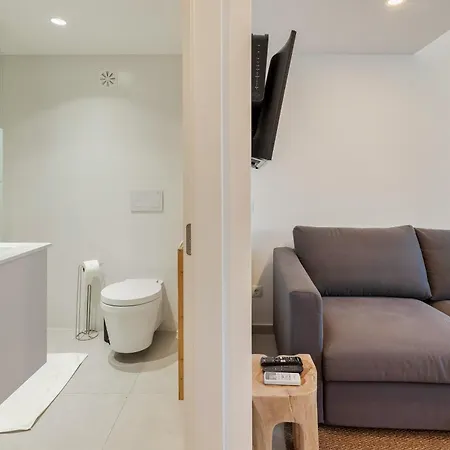 Apartament Portela House, By Match Setúbal